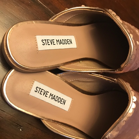 New Steve Madden flip sequin Slides size 6 Mules - Picture 4 of 5